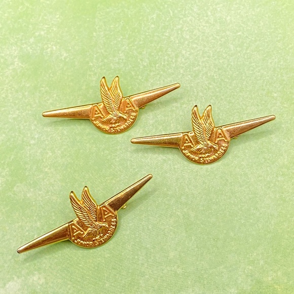 AMERICAN AIRLINES AA Junior Stewardess Gold Tone Pin Vintage 1960-1970 Lot of 3 - Picture 6 of 6